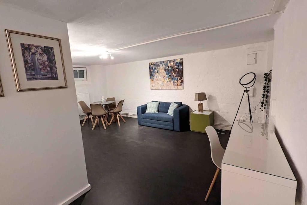 Central, Cozy & Beautiful Designed 2-rooms Apt. Near River Appartamento Berlino