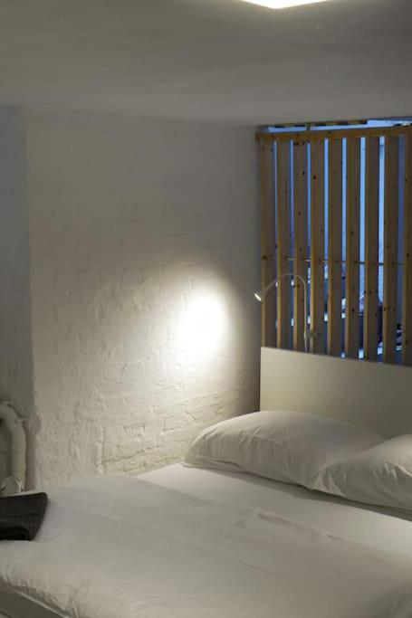 Central, Cozy & Beautiful Designed 2-rooms Apt. Near River Appartamento Berlino